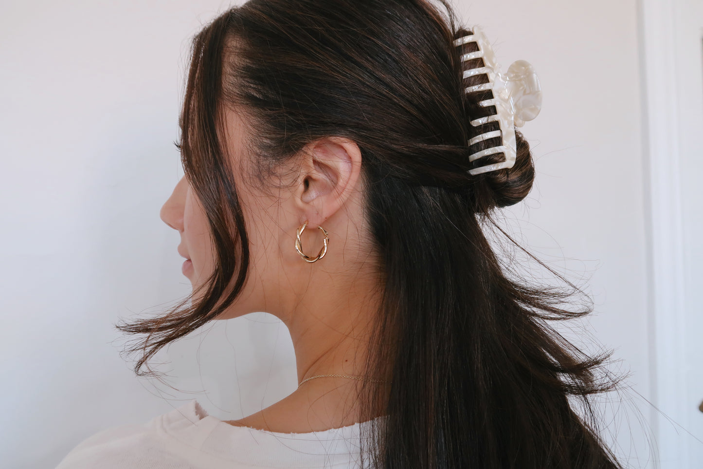Pearl Claw Clip